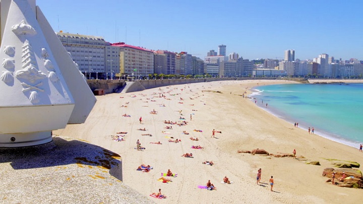 PLAYA RIAZOR CIUDAD DE CRISTAL
