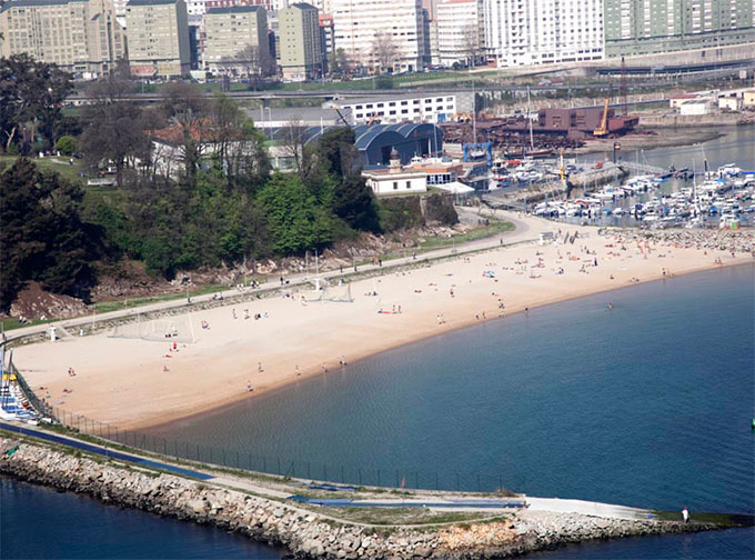 PLAYA RIAZOR CIUDAD DE CRISTAL